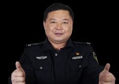 全國(guó)人大代表、黃山“守松人”