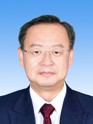 陳建文，男，漢族，1965年9月生，研究生學(xué)歷，中共黨員，現(xiàn)任人民日?qǐng)?bào)社總編輯。