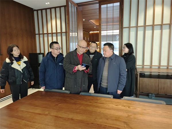 12月18日，洪董率隊(duì)赴浙江余杭鸕鳥鎮(zhèn)無它心舍湯泉民宿調(diào)研.jpg